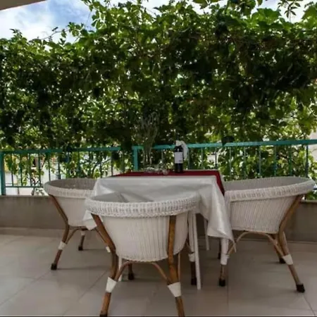 Appartement With Parking Space - 6691